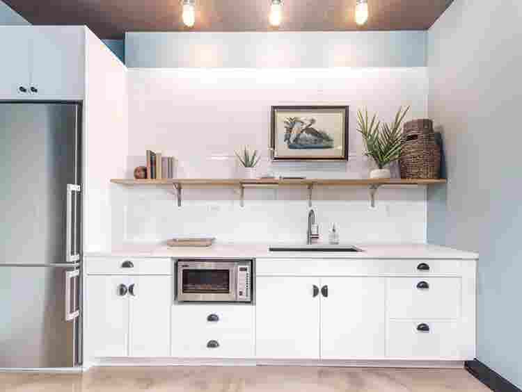 Modern 1 bedroom apt. for sublet!