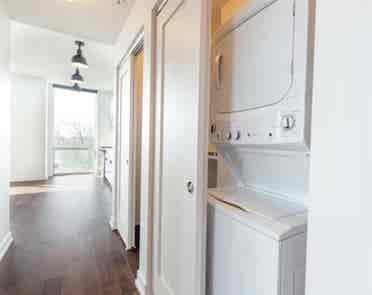 Modern 1 bedroom apt. for sublet!