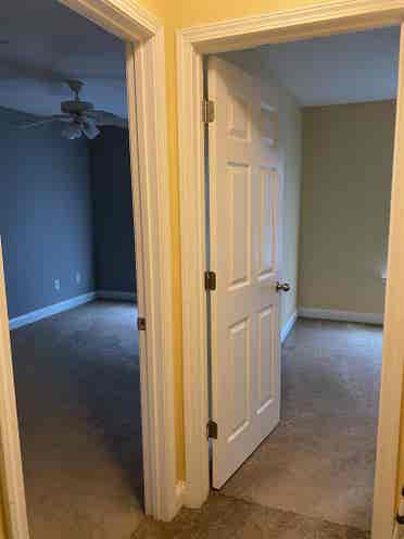 2 Rooms available