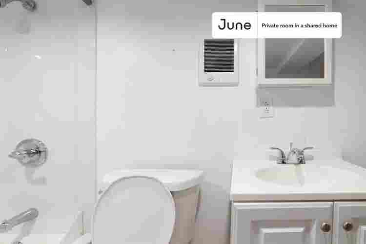 2 BR in New York City