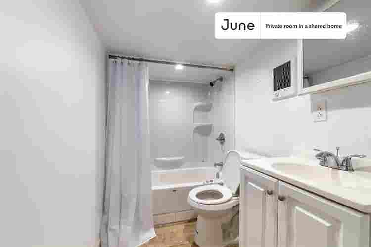 2 BR in New York City