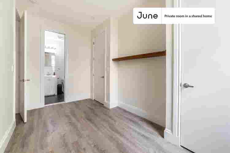 2 BR in New York City