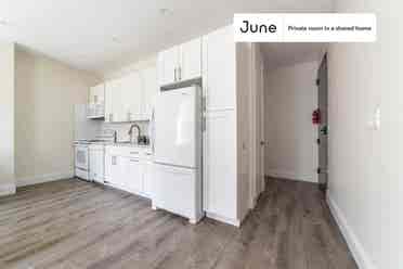 2 BR in New York City