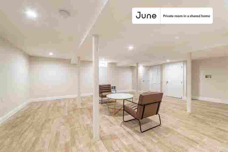 2 BR in New York City