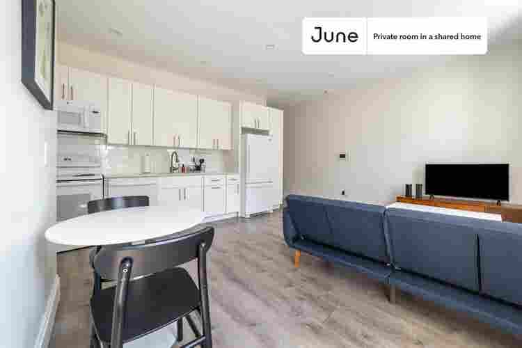 2 BR in New York City