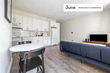 2 BR in New York City