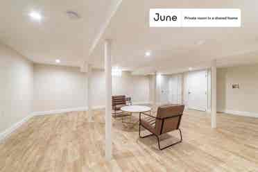 2 BR in New York City
