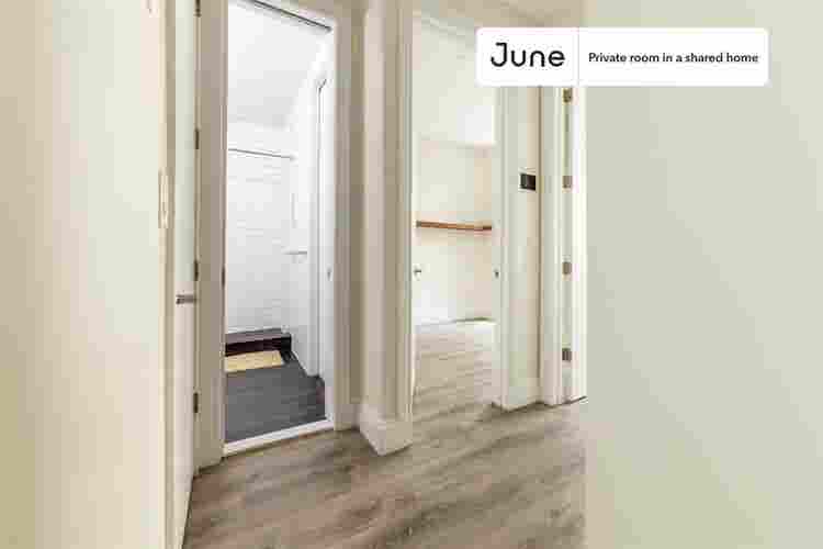 2 BR in New York City