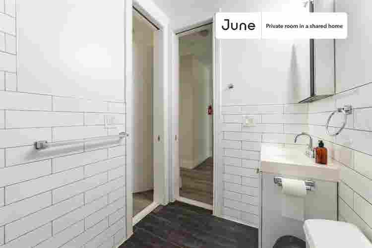 2 BR in New York City