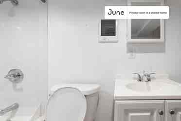 2 BR in New York City