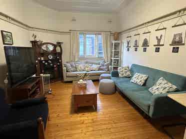 Room for female in Kingsford