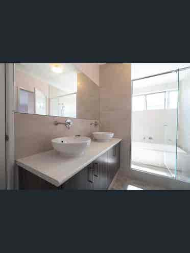 A room available in Hammond Park
