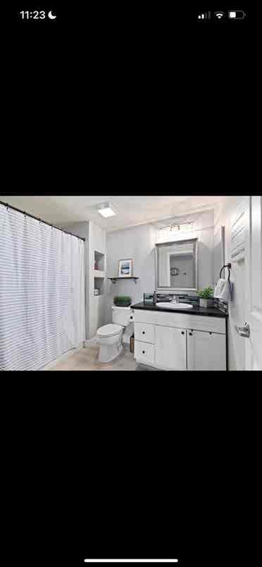Private bedroomm