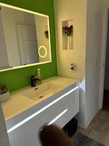 Fully Furnished Room available