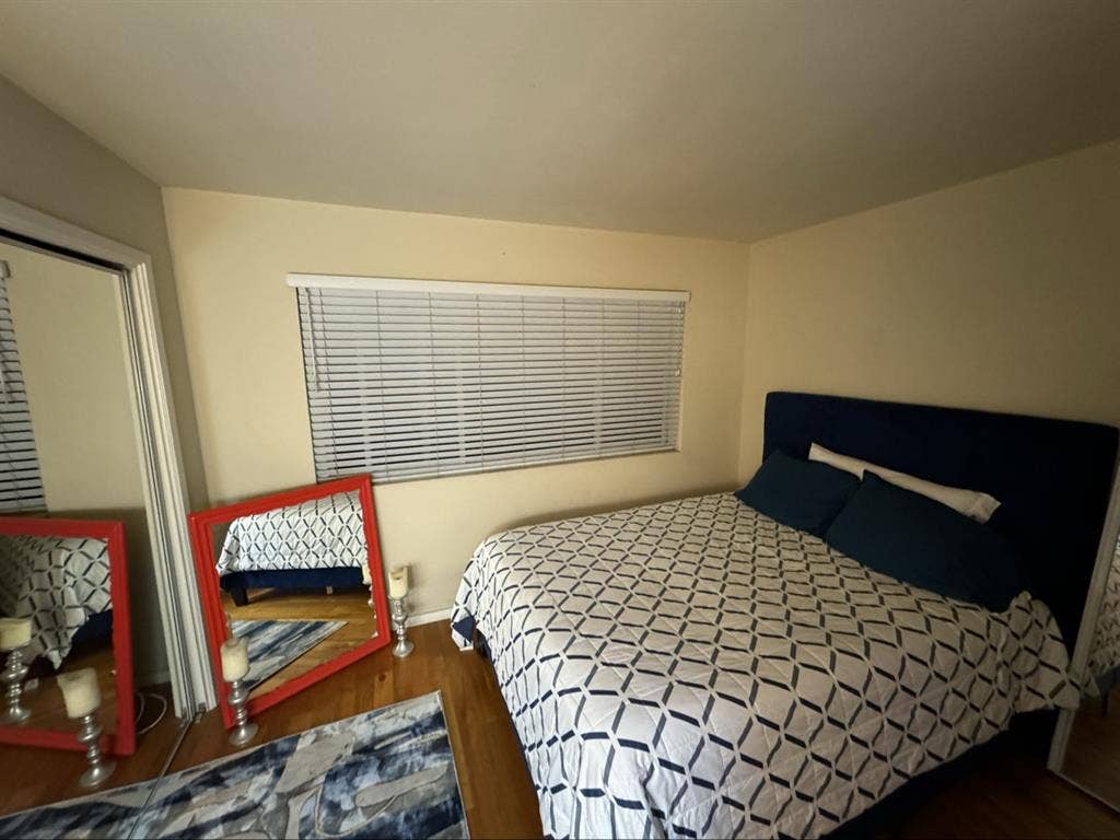 Fully Furnished Room available