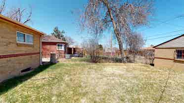 3 BR in Denver