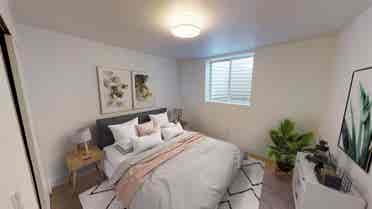 3 BR in Denver