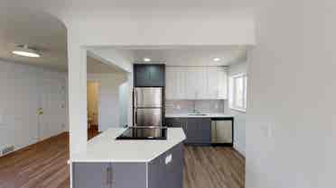 3 BR in Denver