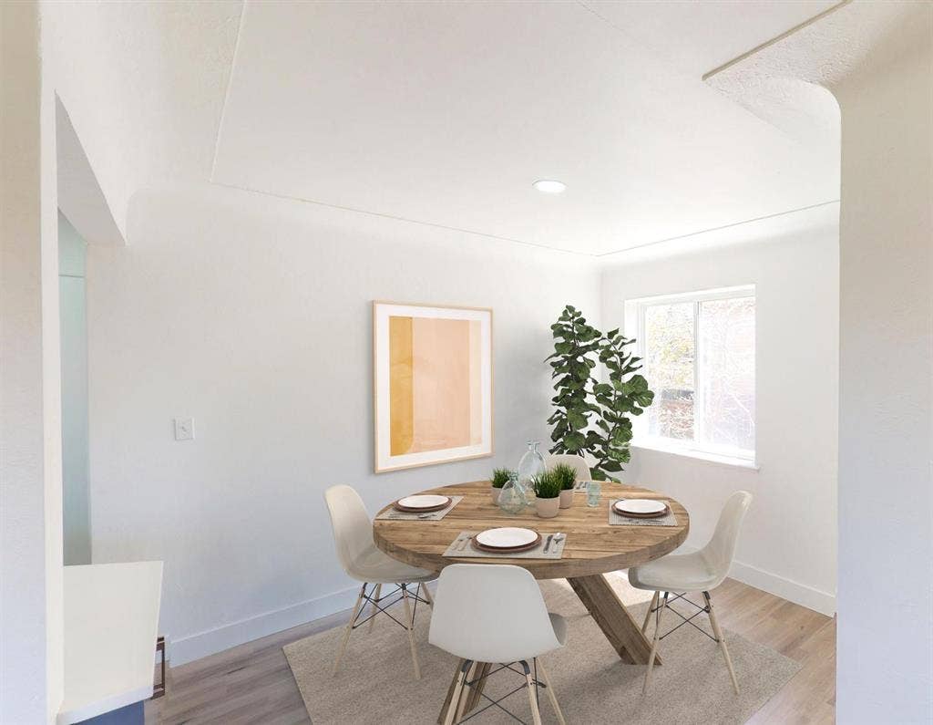 3 BR in Denver