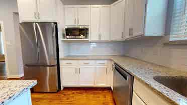 1 BR in Dallas