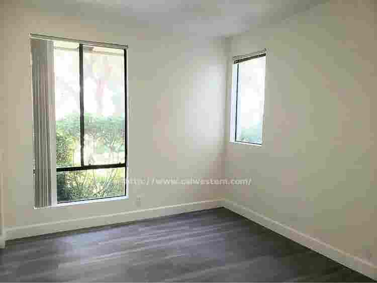Need a housemate! Can move asap