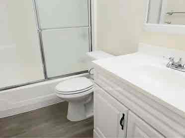 Need a housemate! Can move asap
