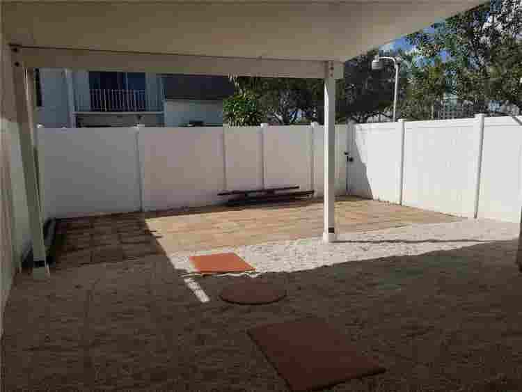 One Bedroom - Davie , female only