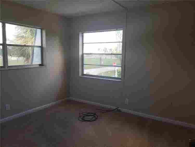 One Bedroom - Davie , female only