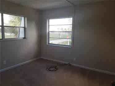 One Bedroom - Davie , female only