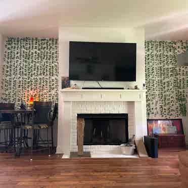 BEDROOM INSIDE HOUSE FOR RENT