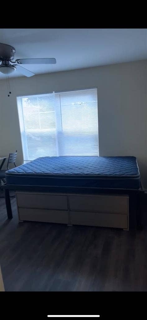 Private Bed/Bath in Apartment