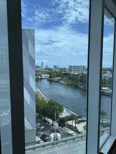 Room for rent in Miami