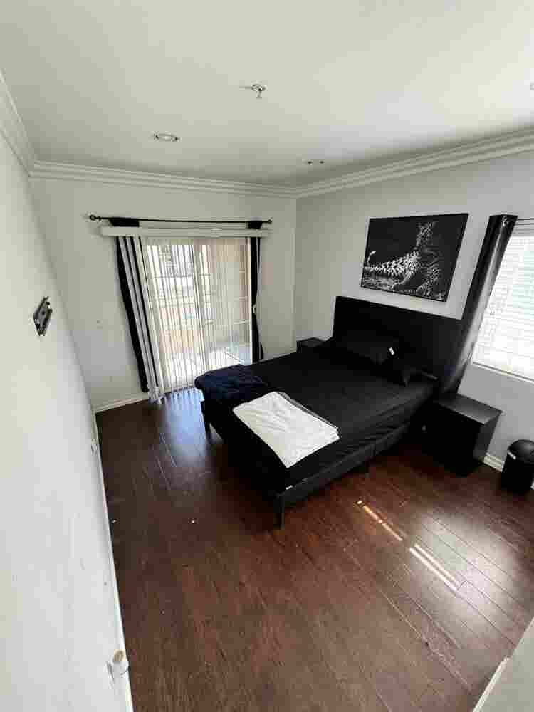 Room available for rent in GG