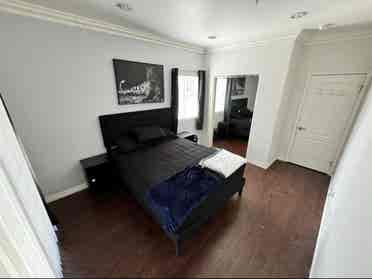 Room available for rent in GG