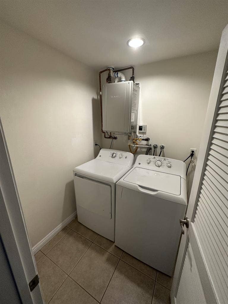 Room available for rent in GG