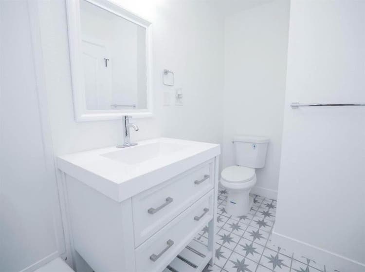 Bedroom and Private Bathroom