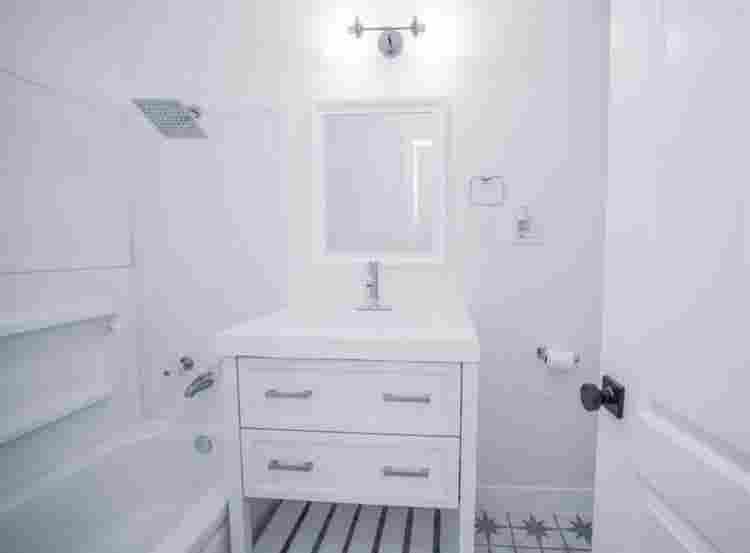 Bedroom and Private Bathroom