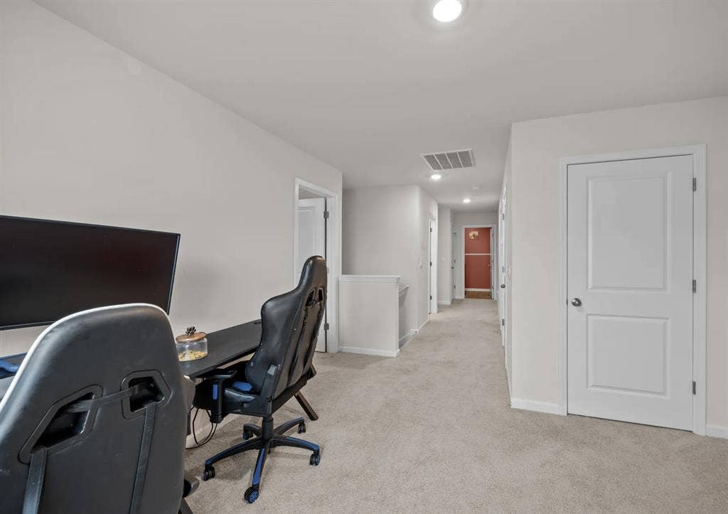 Room for Rent in a spacious home