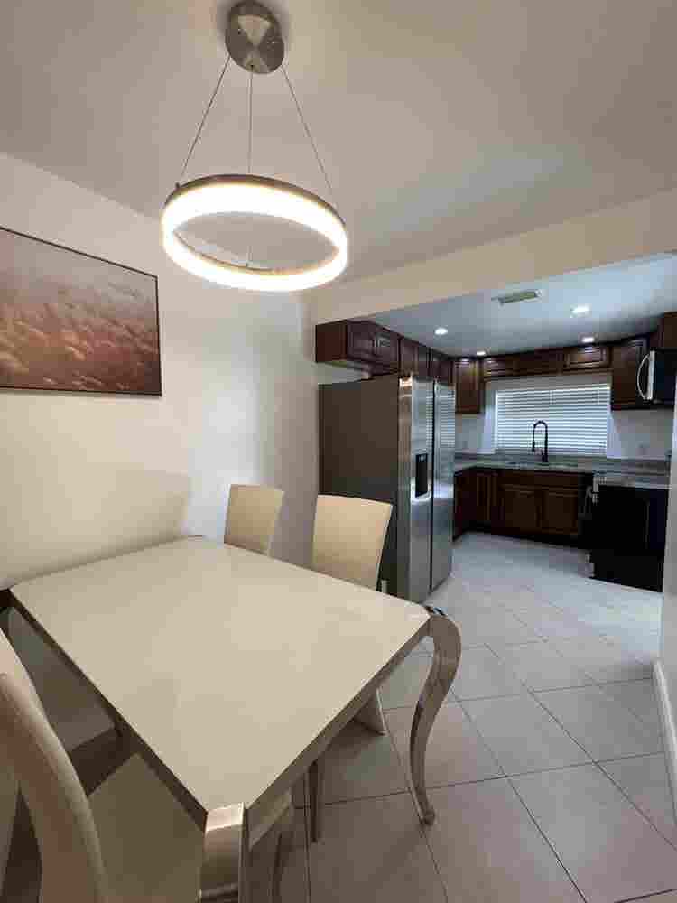 Furnished room near Wynwood/Midtown