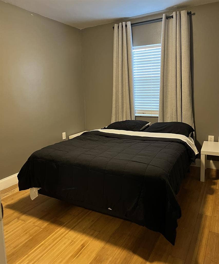 Furnished room near Wynwood/Midtown