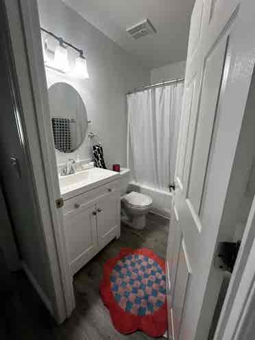 ba for rent (roommate)