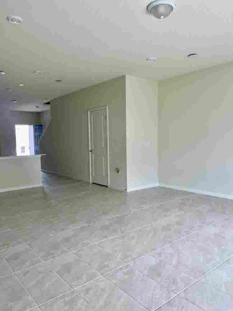 Bedroom for rent in champions gate
