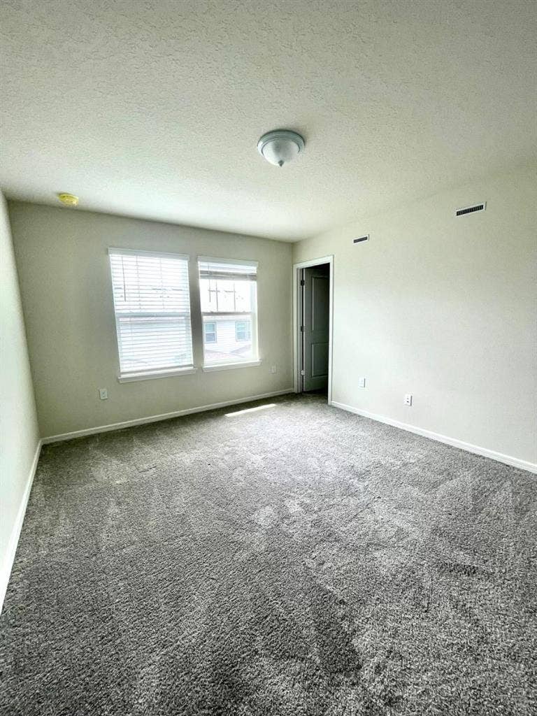 Bedroom for rent in Davenport FL