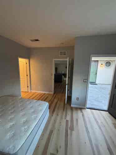 In-Laws Quarter w/ Living Roomm