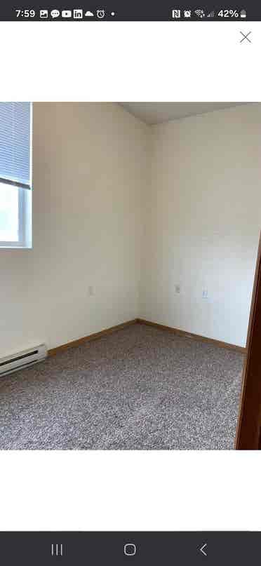 August - May Room in two bedroom