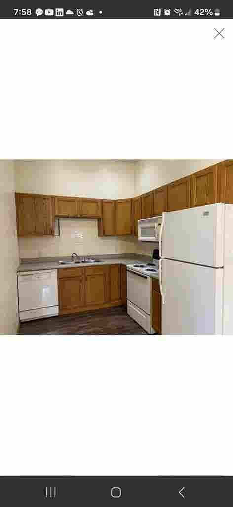 August - May Room in two bedroom