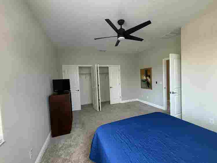 Private Room Available!!!