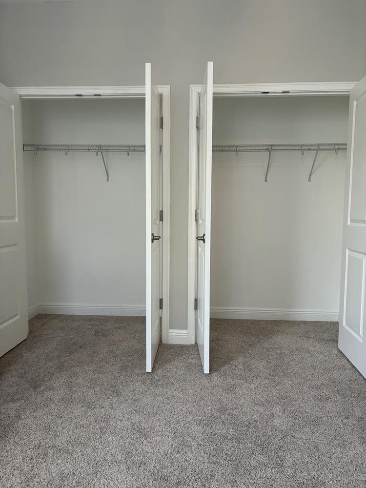Private Room Available!!!