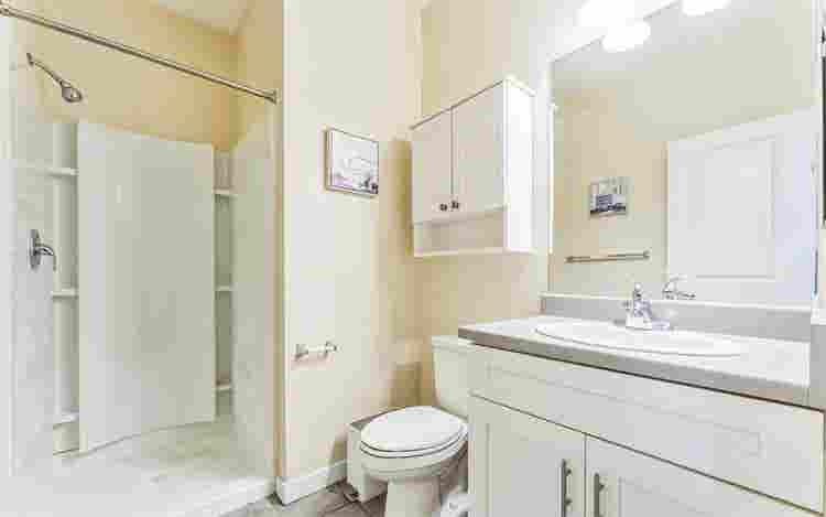 SPACIOUS & MODERN | Entry-level Ste