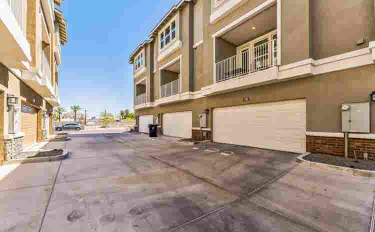 SPACIOUS & MODERN | Entry-level Ste